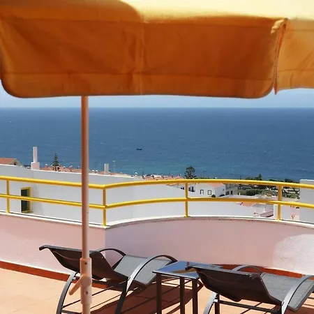 Brilhante - Large One Bedroom With Splendid Seaview *