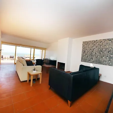 Brilhante - Large One Bedroom With Splendid Seaview エリセイラ