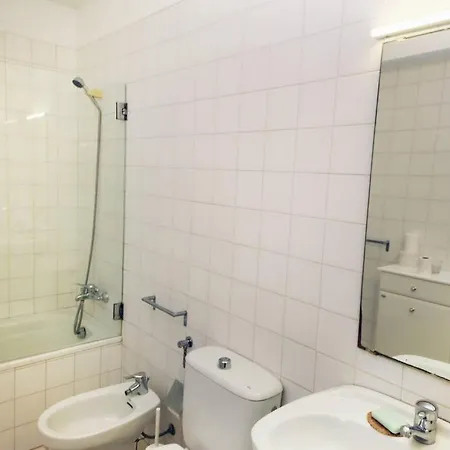 Brilhante - Large One Bedroom With Splendid Seaview Apartment